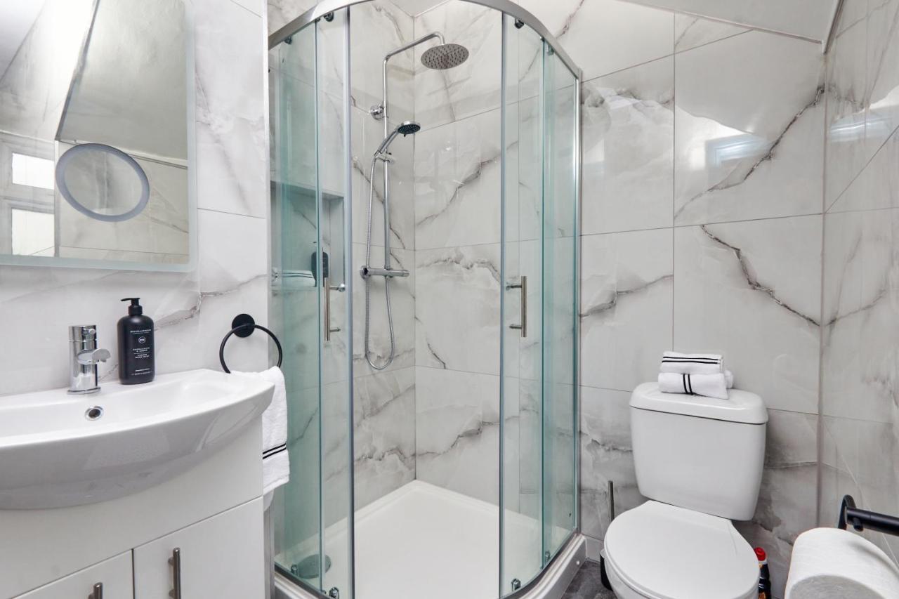 Homebird Property - Haddon House Leeds  Buitenkant foto